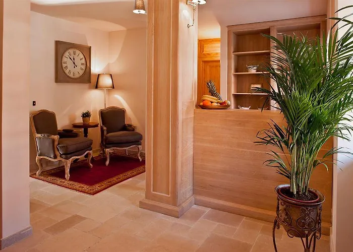 Bed and Breakfast Dvor Tacen 4*