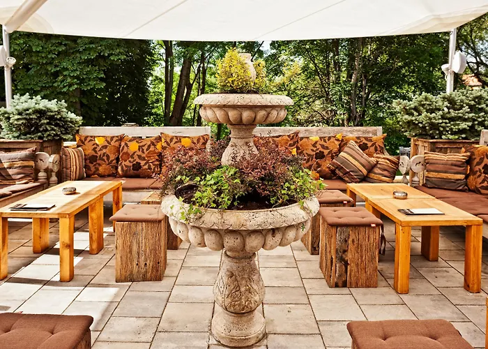 Bed and Breakfast Dvor Tacen 4*