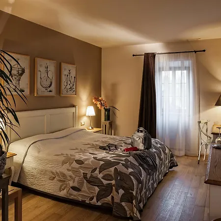 Bed & Breakfast Dvor Tacen