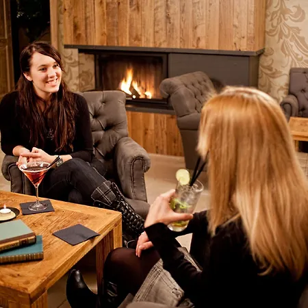 Dvor Tacen 4* Lublaň